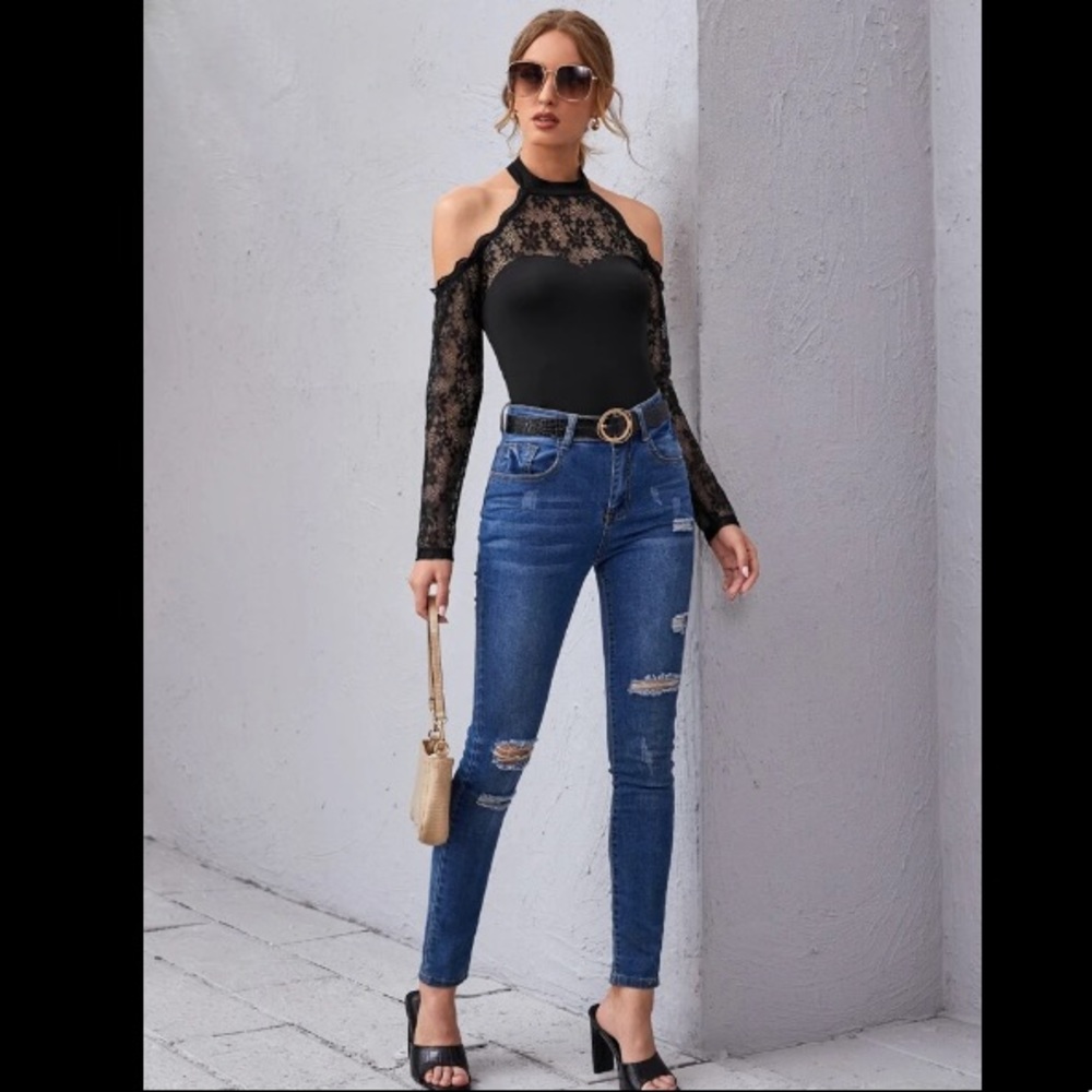 Shein// sexy blouse size small - Picture 5 of 9